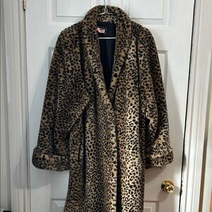 Chic Leopard Print Teddy Jacket